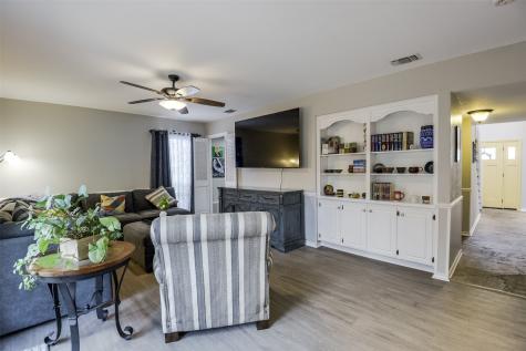2205 Prestonwood Drive Arlington TX 76012