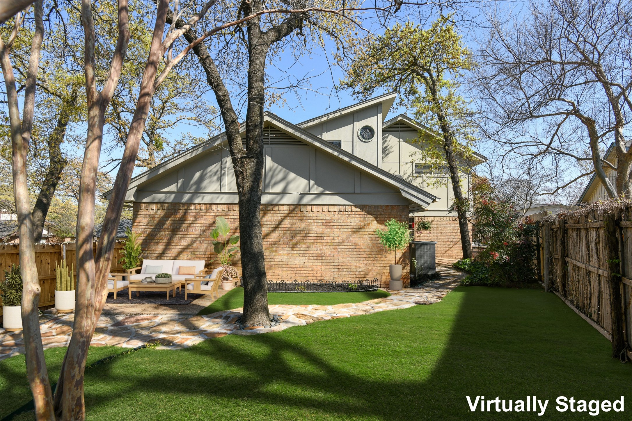 2205 Prestonwood Drive Arlington TX 76012