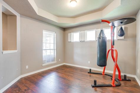 732 Evergreen Court Burleson TX 76028