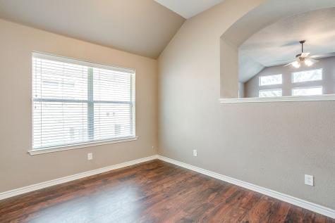 732 Evergreen Court Burleson TX 76028