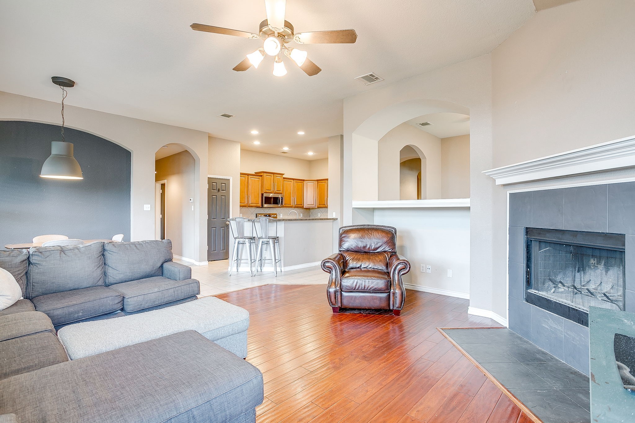 732 Evergreen Court Burleson TX 76028