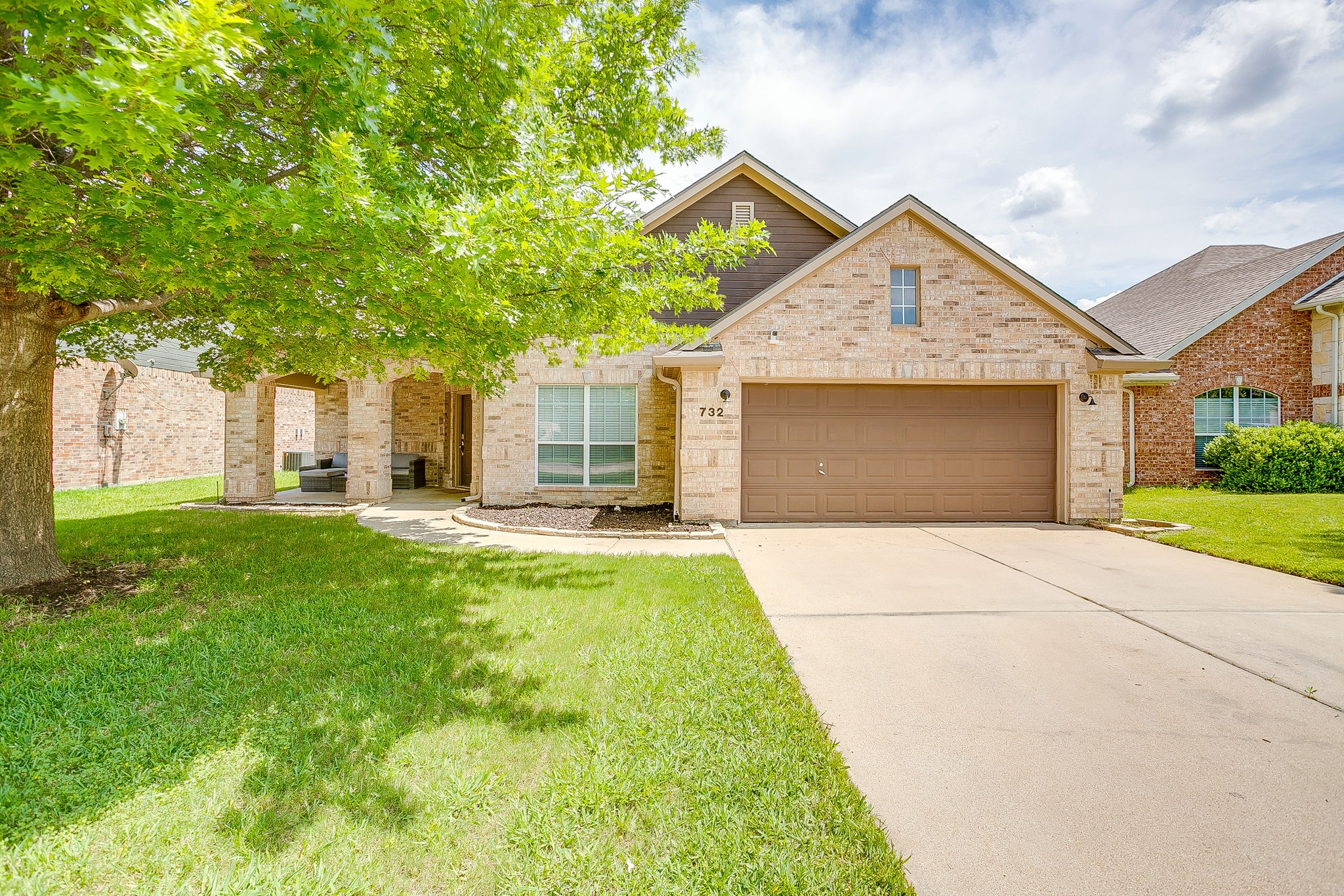 732 Evergreen Court Burleson TX 76028