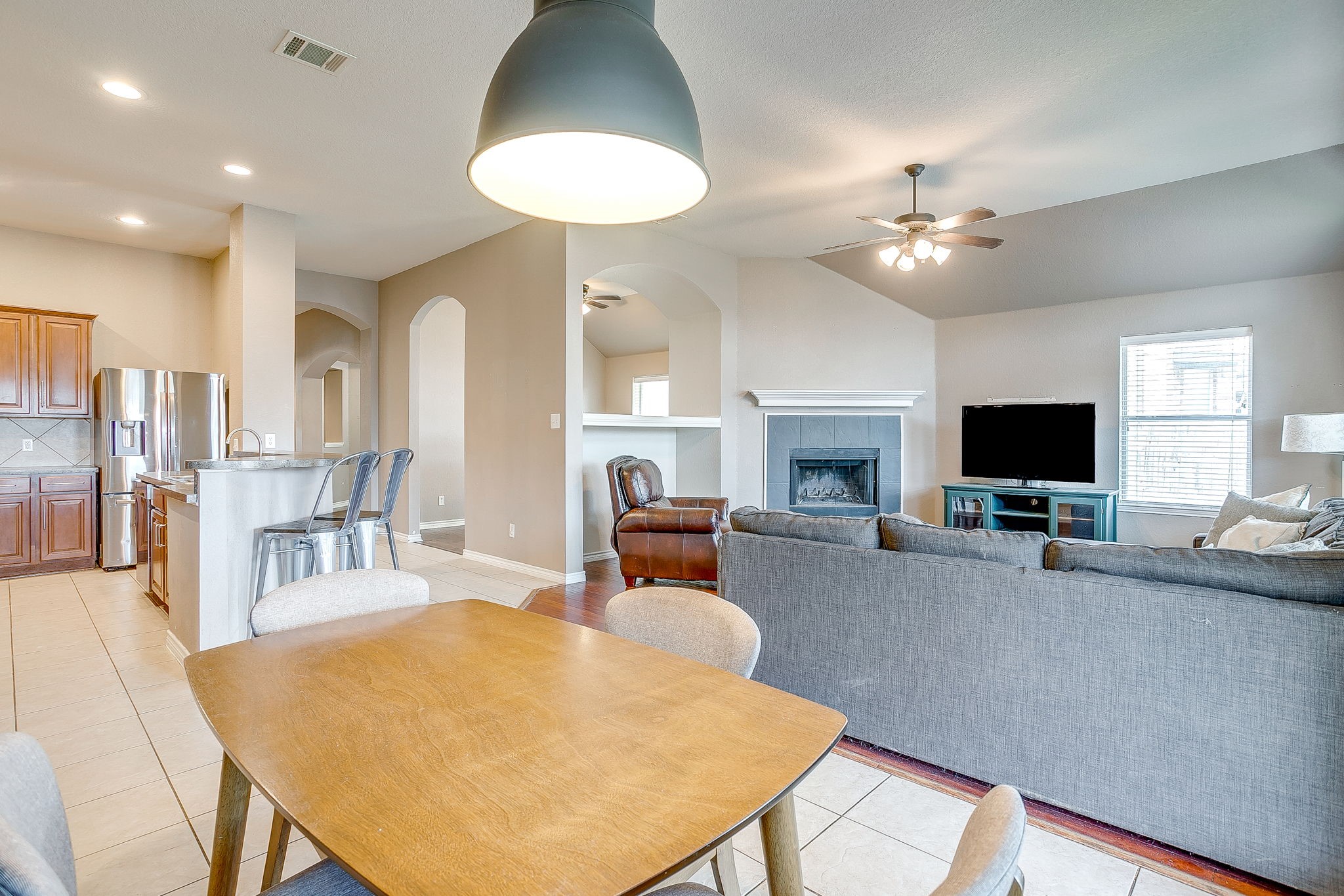 732 Evergreen Court Burleson TX 76028