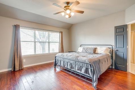 732 Evergreen Court Burleson TX 76028