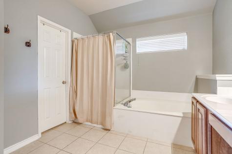 732 Evergreen Court Burleson TX 76028