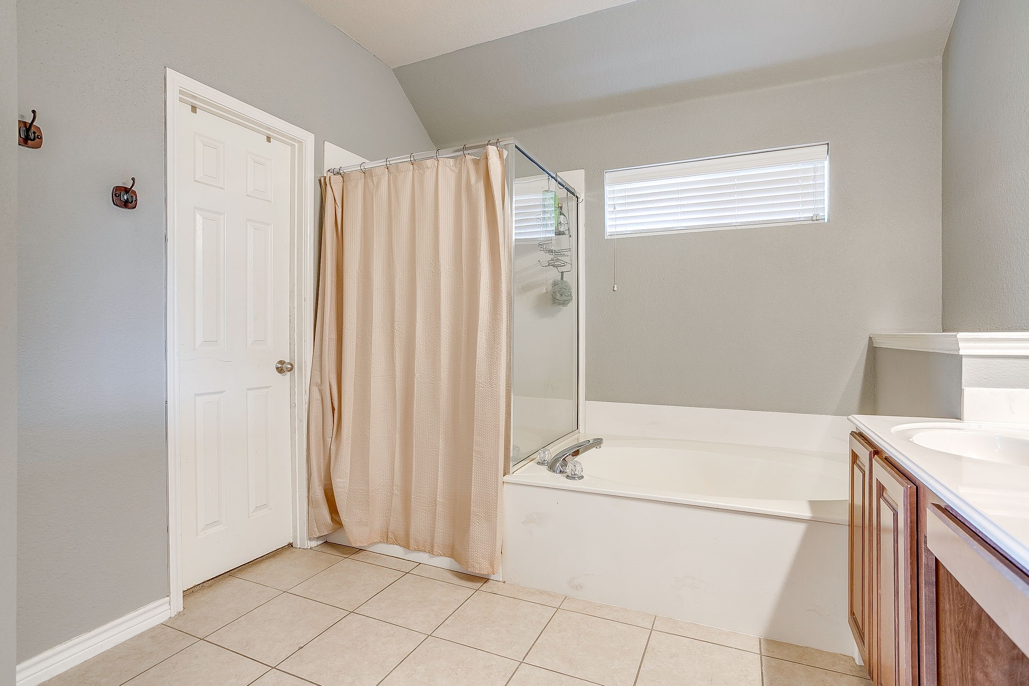 732 Evergreen Court Burleson TX 76028