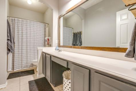732 Evergreen Court Burleson TX 76028