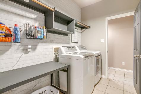732 Evergreen Court Burleson TX 76028