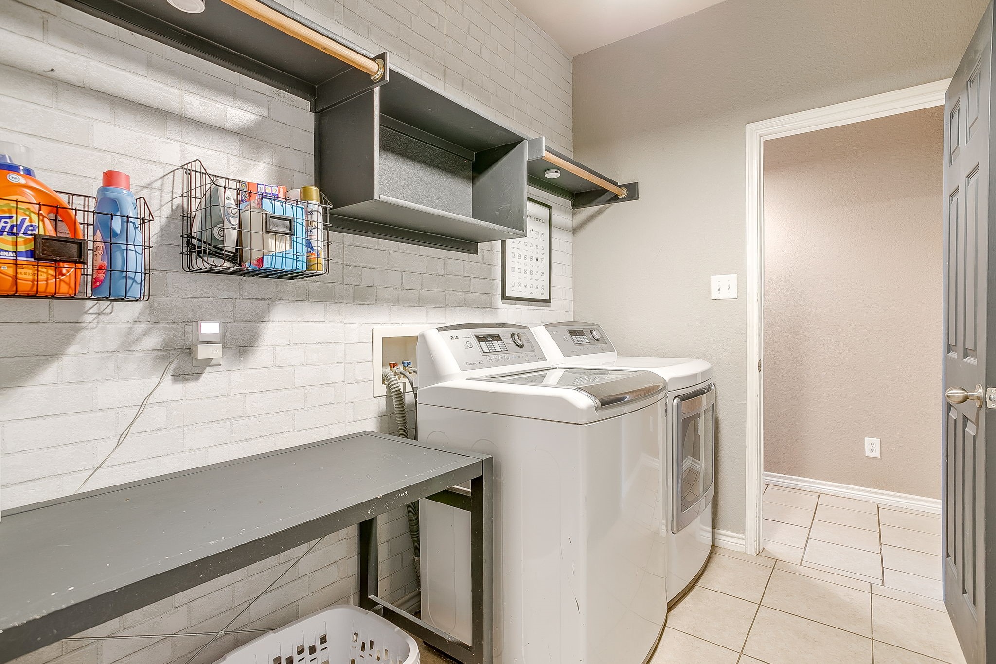 732 Evergreen Court Burleson TX 76028