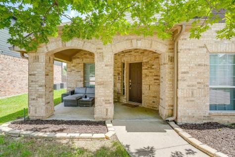 732 Evergreen Court Burleson TX 76028