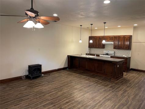 2110 County Road 1220 Savoy TX 75479