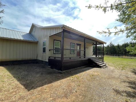 2110 County Road 1220 Savoy TX 75479