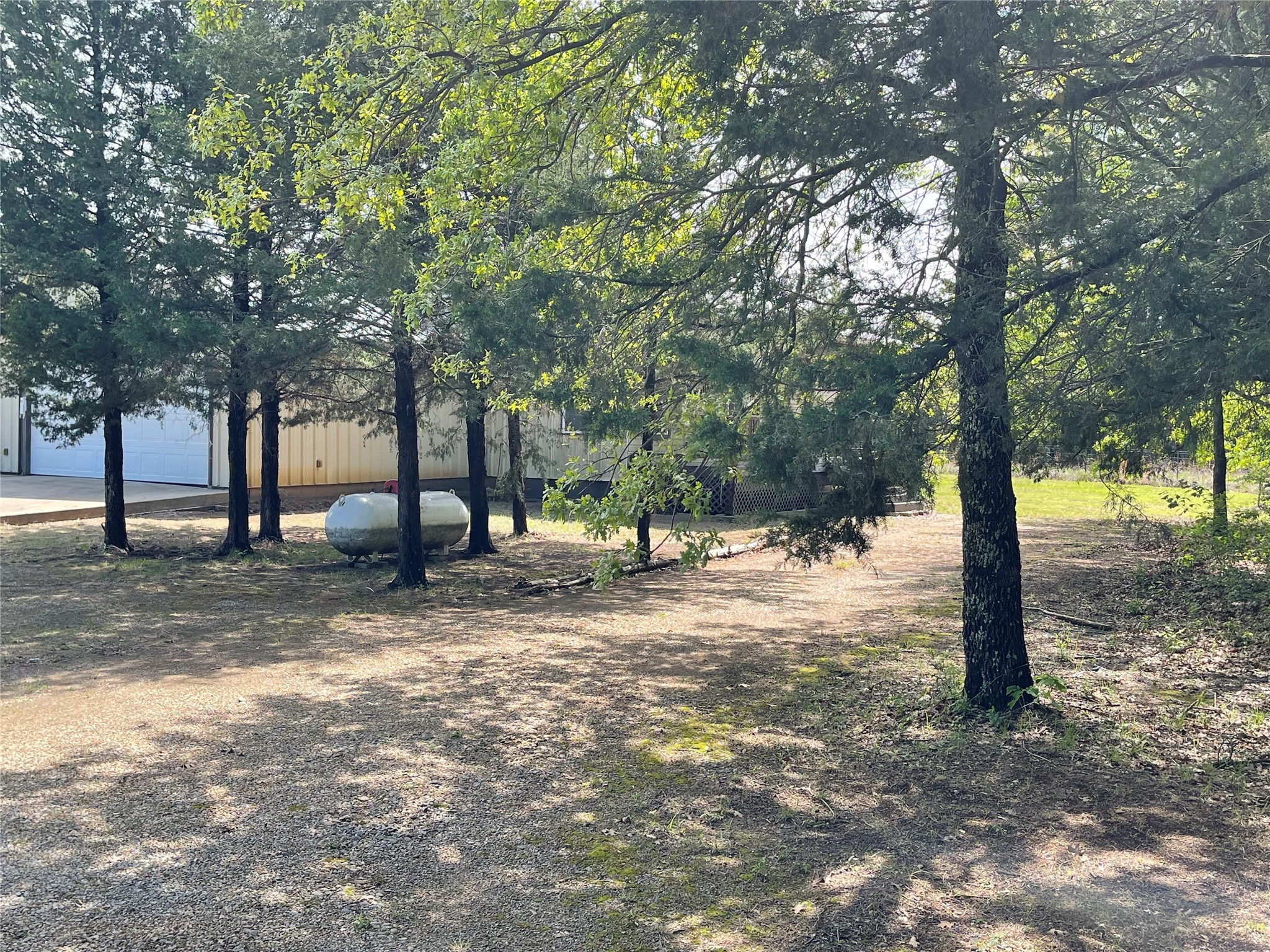 2110 County Road 1220 Savoy TX 75479