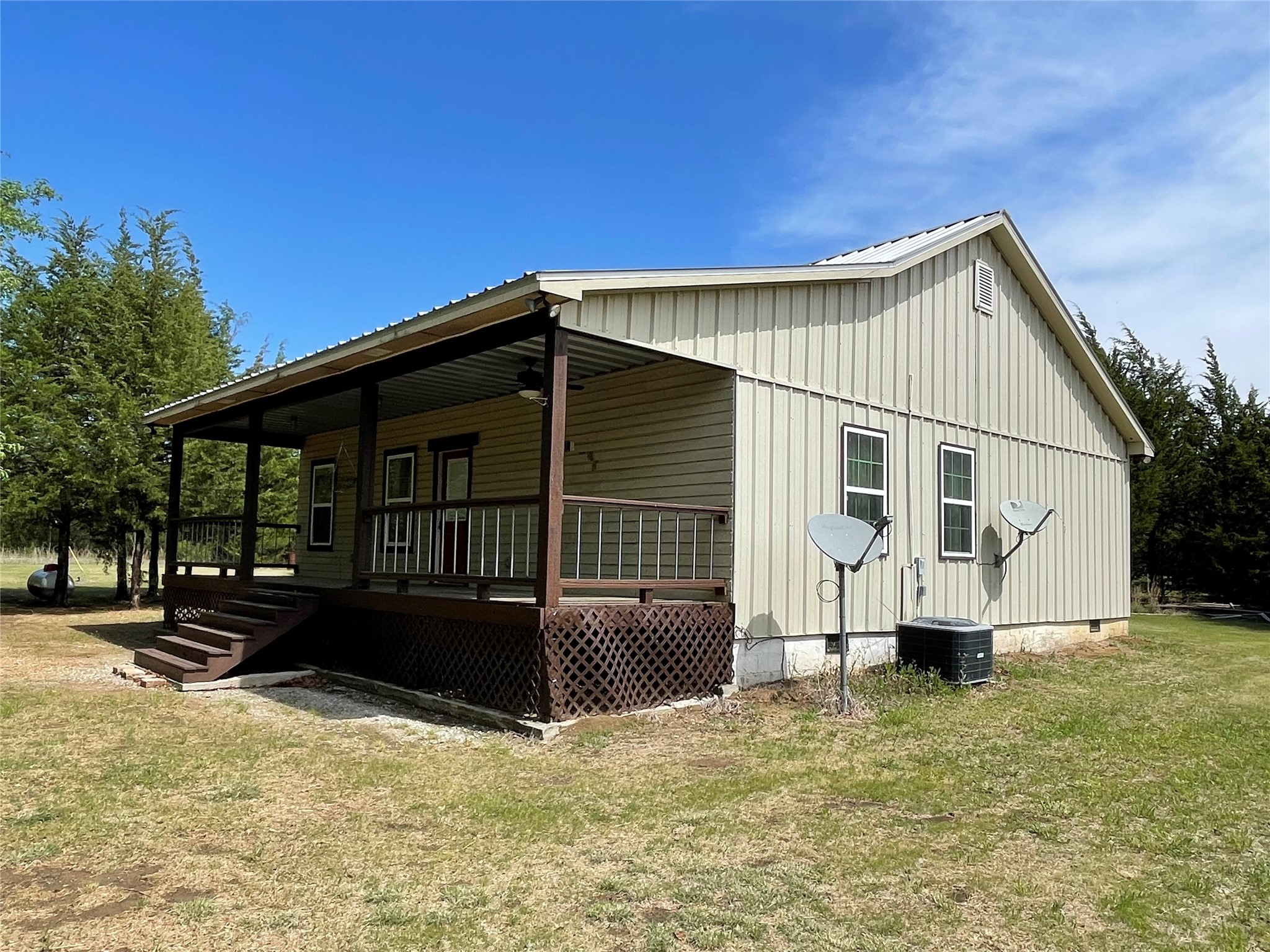 2110 County Road 1220 Savoy TX 75479