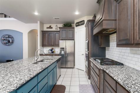 704 Elm Creek Circle Mansfield TX 76063