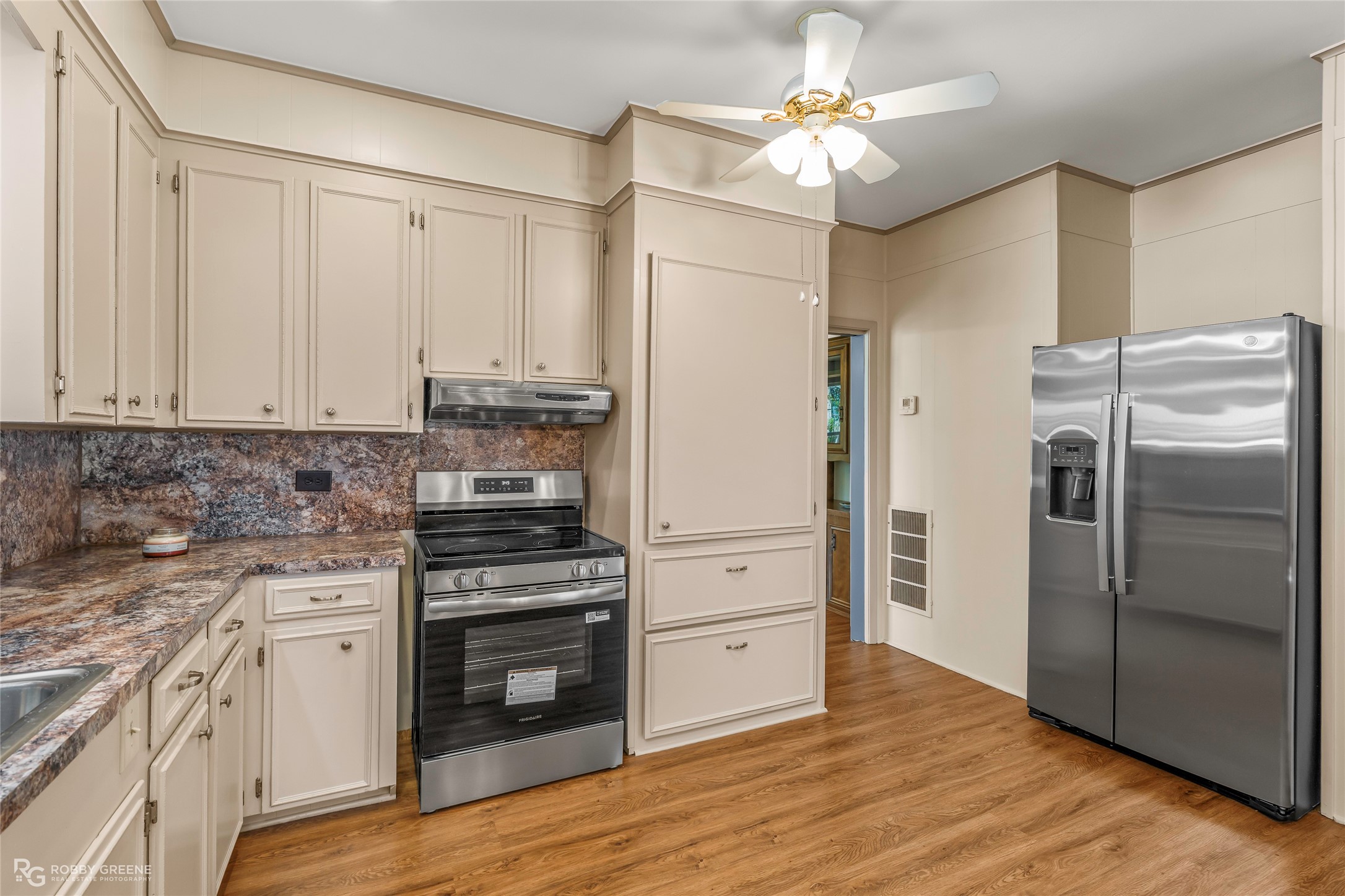 104 3rd Street NW Springhill LA 71075