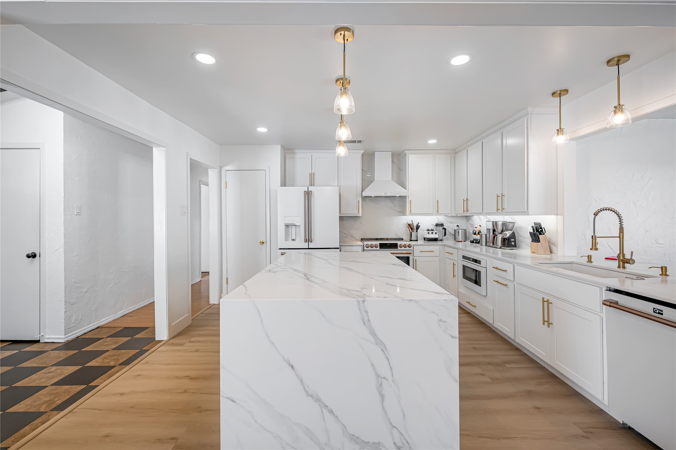 2309 Homestead Place Garland TX 75044