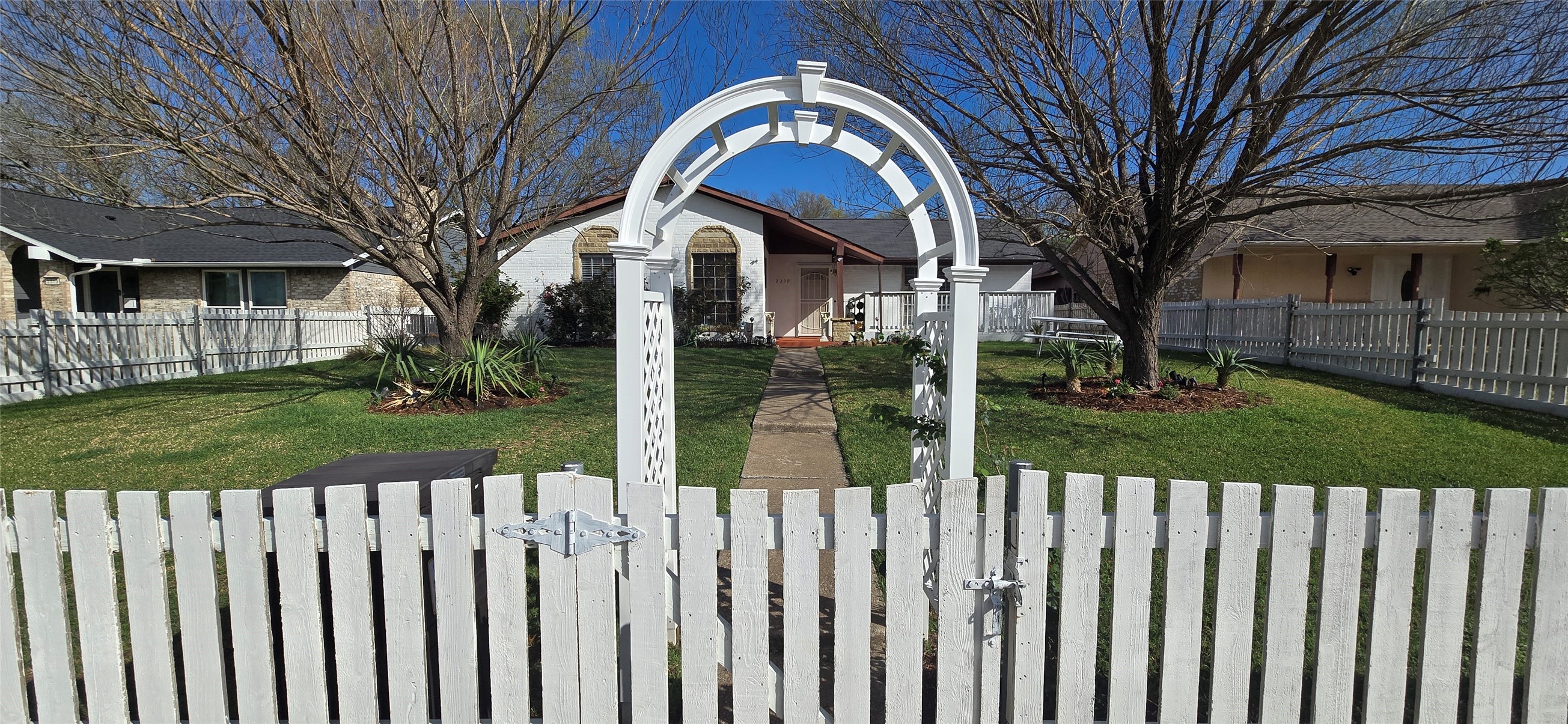 2309 Homestead Place Garland TX 75044