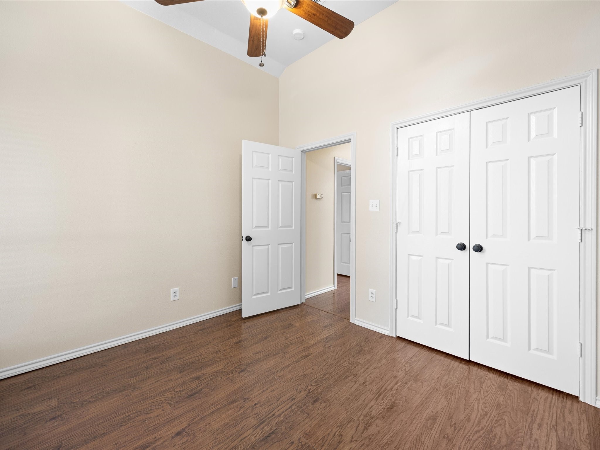 1016 N Carolina Avenue Midlothian TX 76065