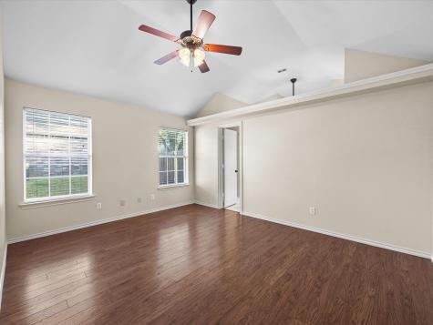 1016 N Carolina Avenue Midlothian TX 76065