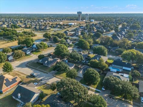1016 N Carolina Avenue Midlothian TX 76065
