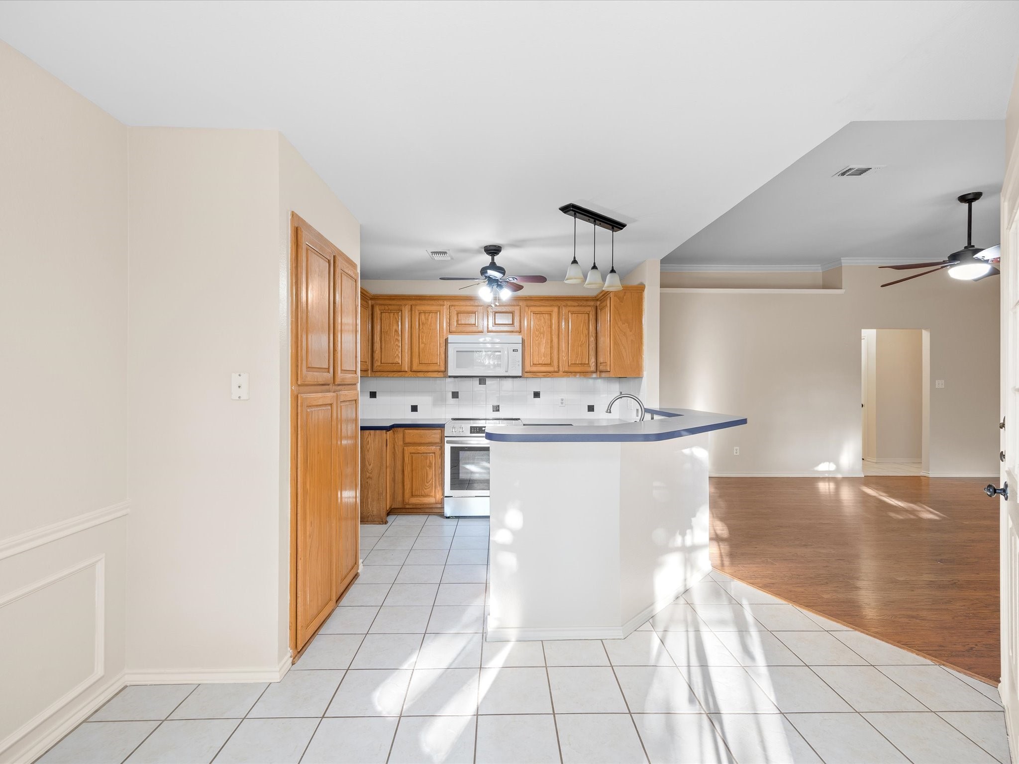 1016 N Carolina Avenue Midlothian TX 76065