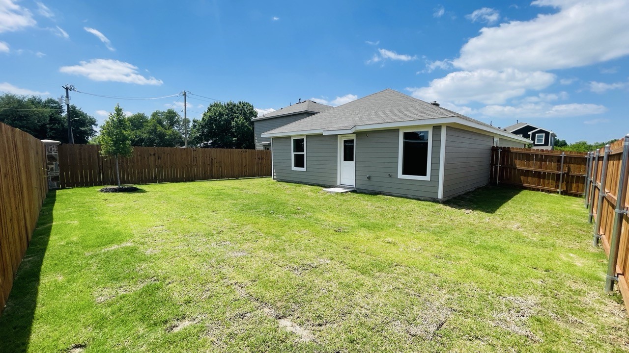 4237 Woodhill Bend Drive Fort Worth TX 76036