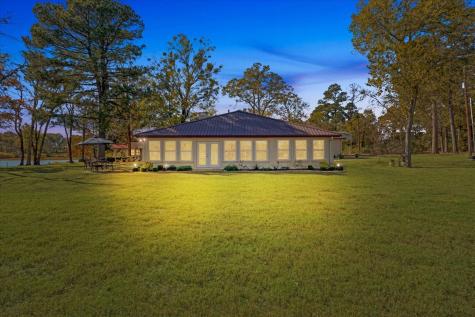 324 County Road 3172 Clarksville TX 75426