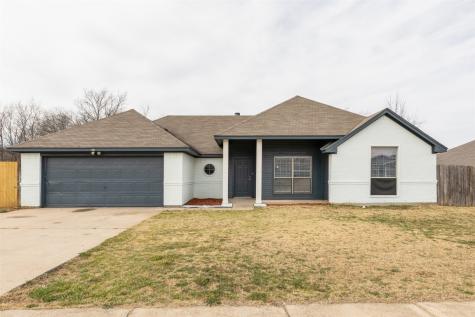 301 Dupont Circle Fort Worth TX 76134