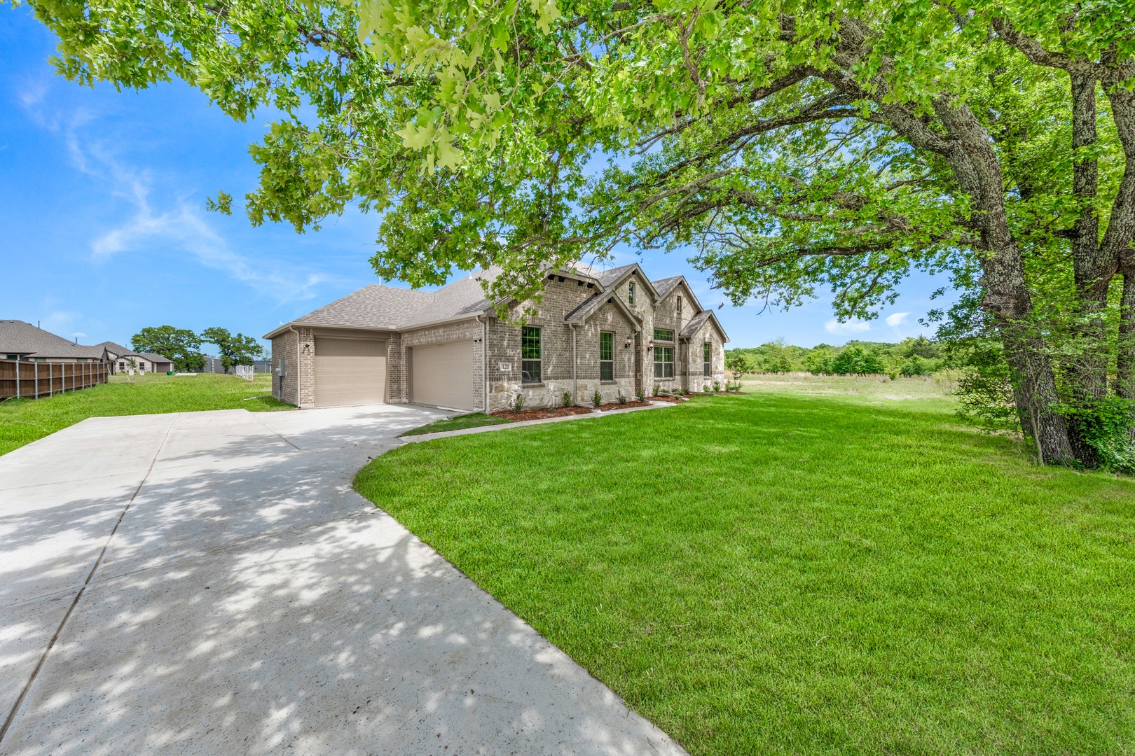 121 Doris Drive Canton TX 75103