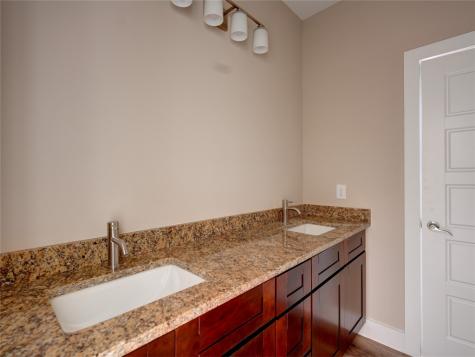 2401 Dillard Street Fort Worth TX 76105