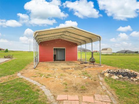 132 W County Road 4213 Decatur TX 76234