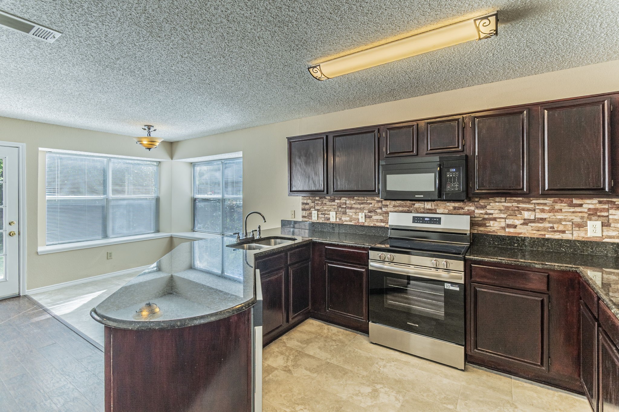 4500 Fargo Drive Grand Prairie TX 75052