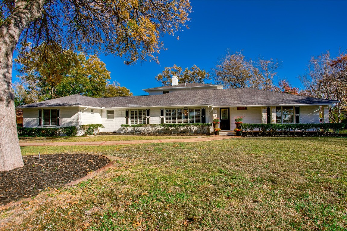 3210 S Country Club Road Garland TX 75043