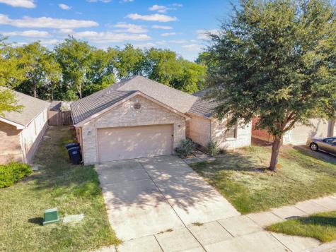 5761 Dunraven Trail Fort Worth TX 76244