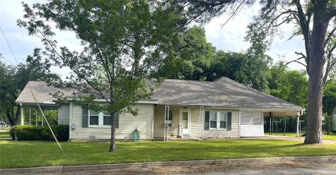 421 S 8th Avenue Teague TX 75860