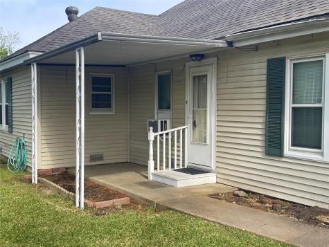 421 S 8th Avenue Teague TX 75860