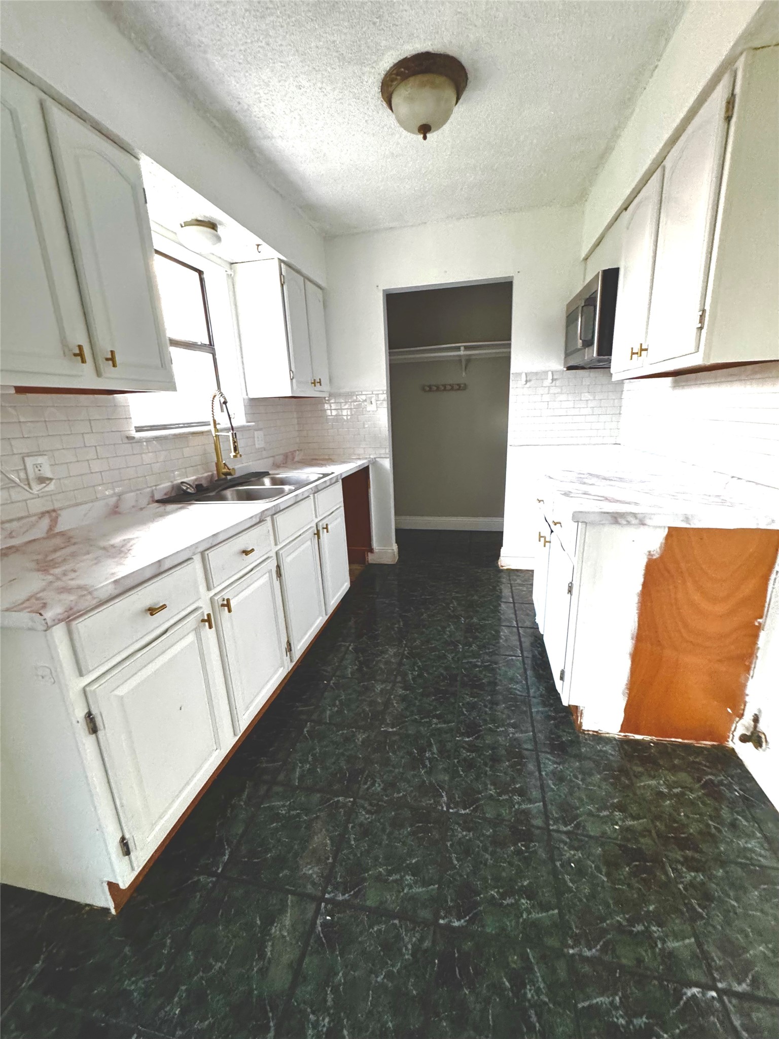 817 Loganwood Drive Royse City TX 75189