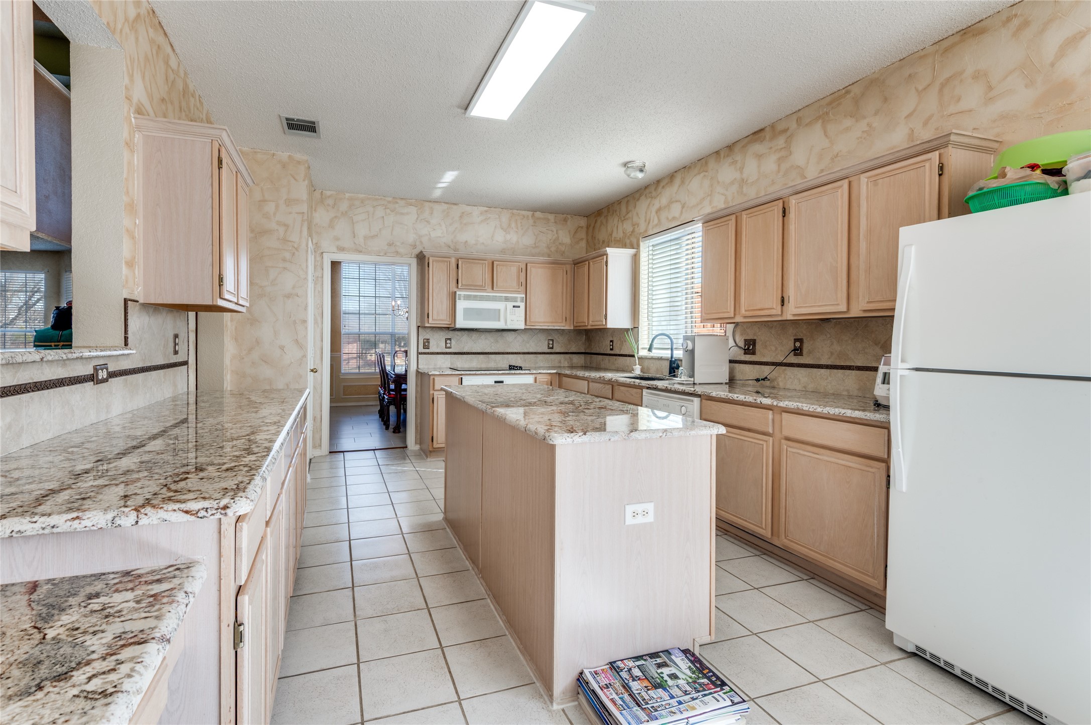 2079 Sunset Lane Lewisville TX 75067
