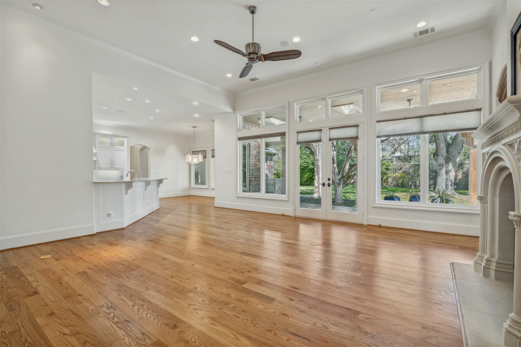4529 Crooked Lane Dallas TX 75229