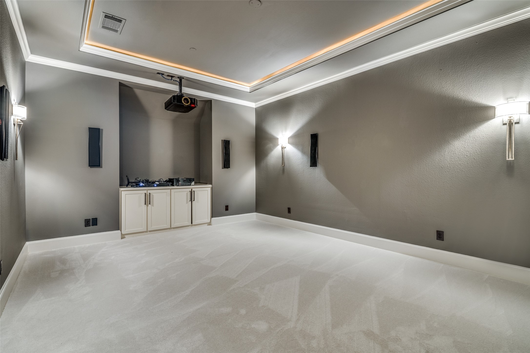 4529 Crooked Lane Dallas TX 75229