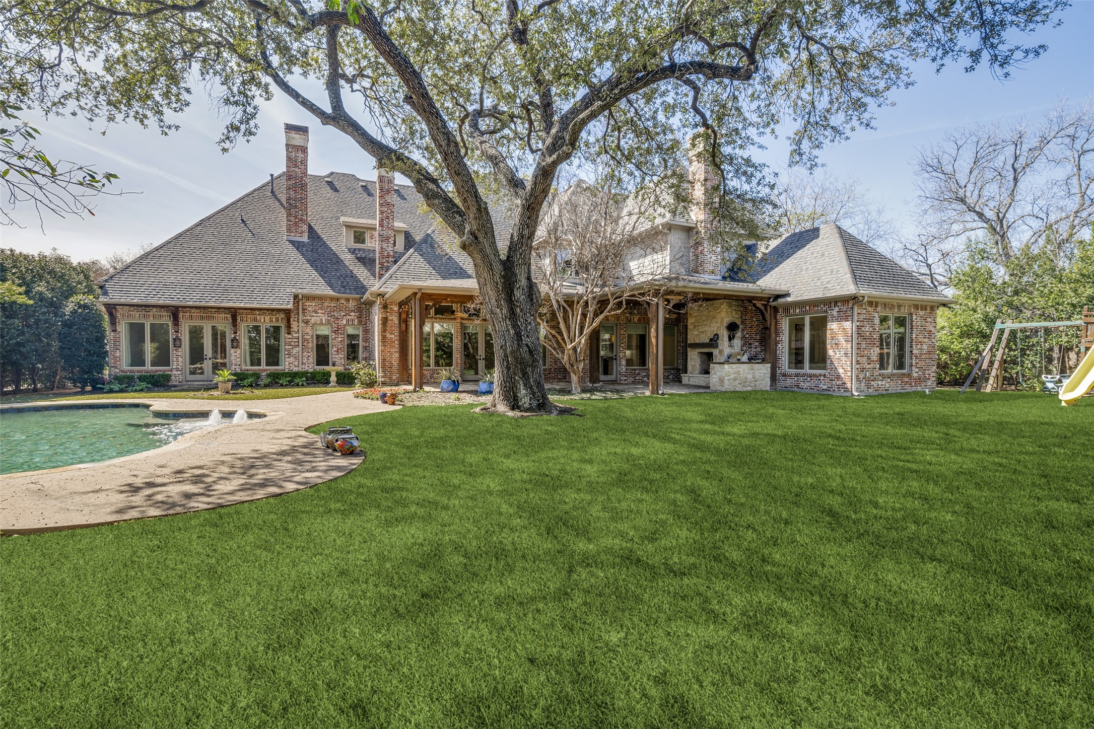 4529 Crooked Lane Dallas TX 75229
