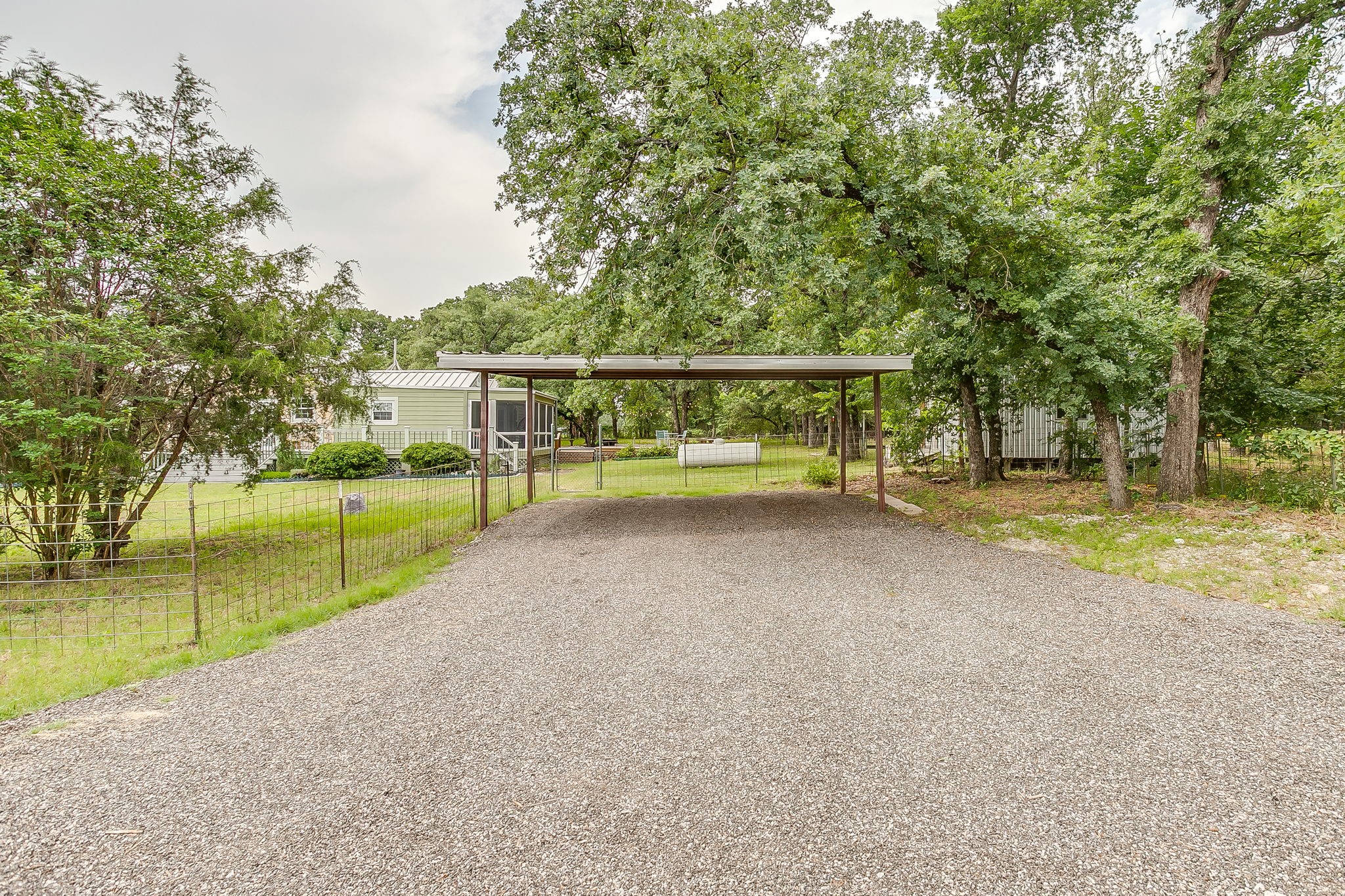 211 Silver Acres Road Azle TX 76020