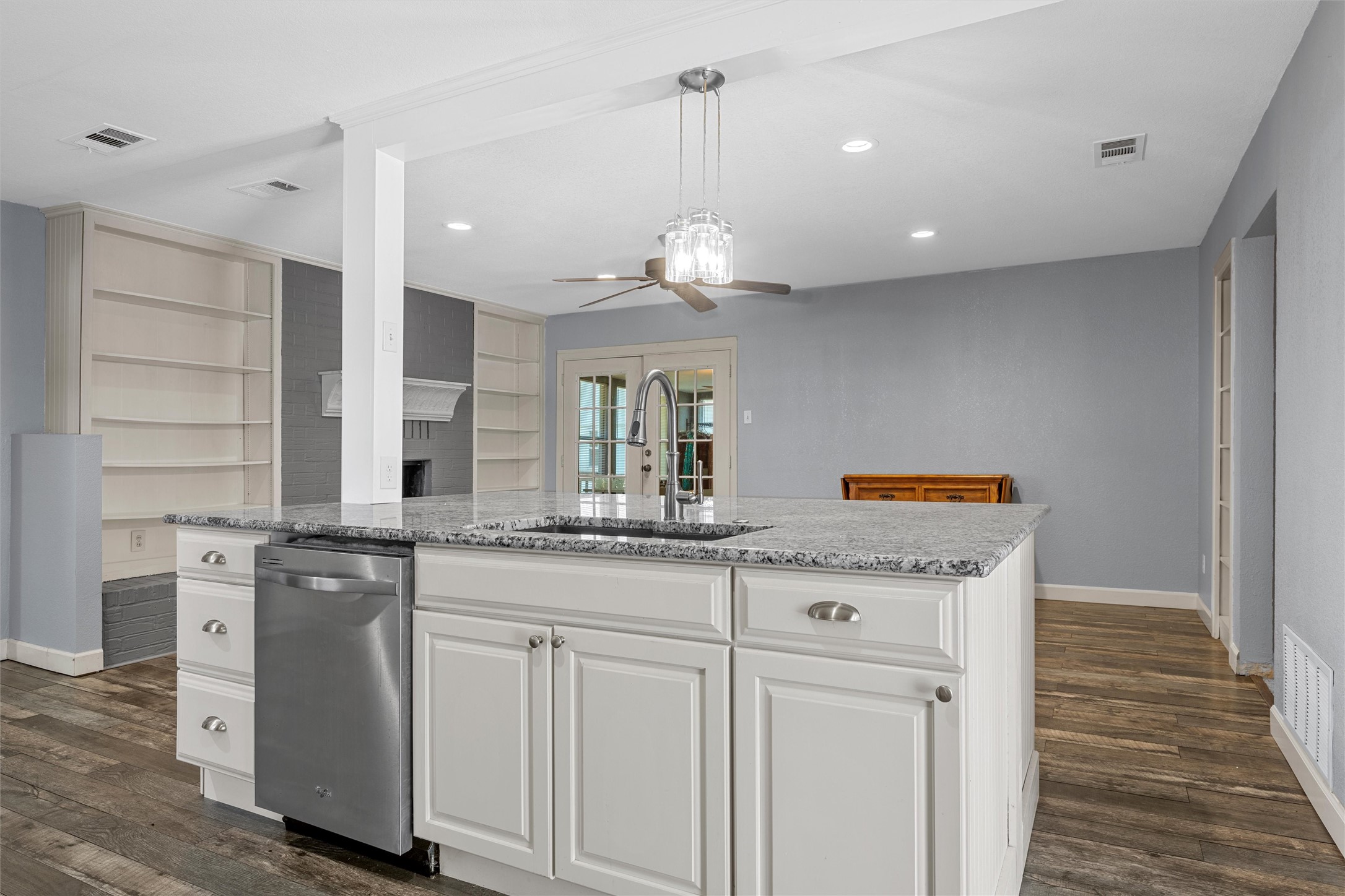 605 N Roberts Street West TX 76691