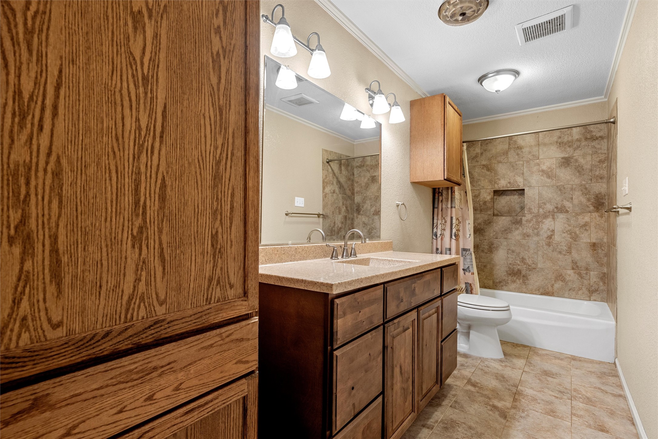 605 N Roberts Street West TX 76691