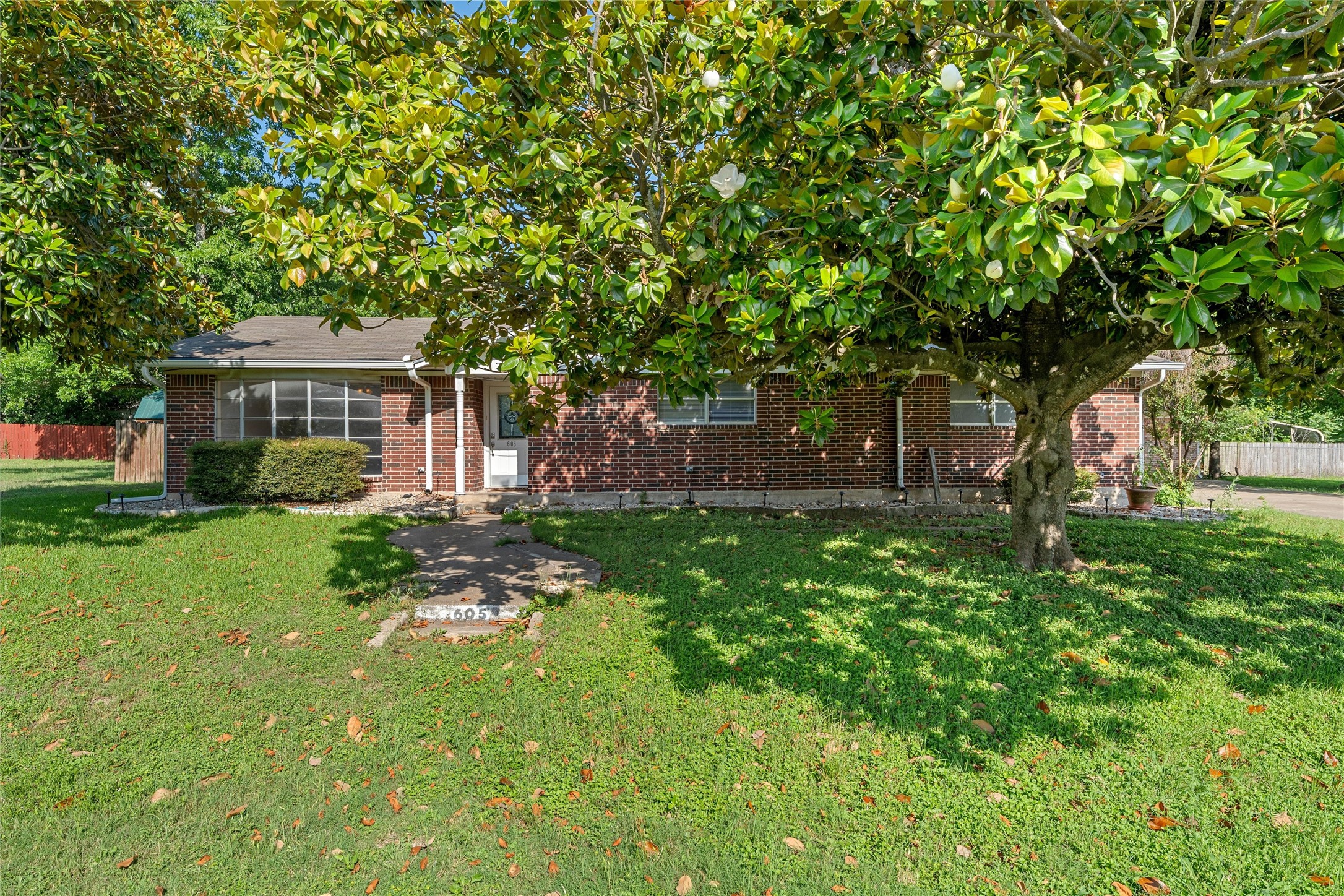 605 N Roberts Street West TX 76691