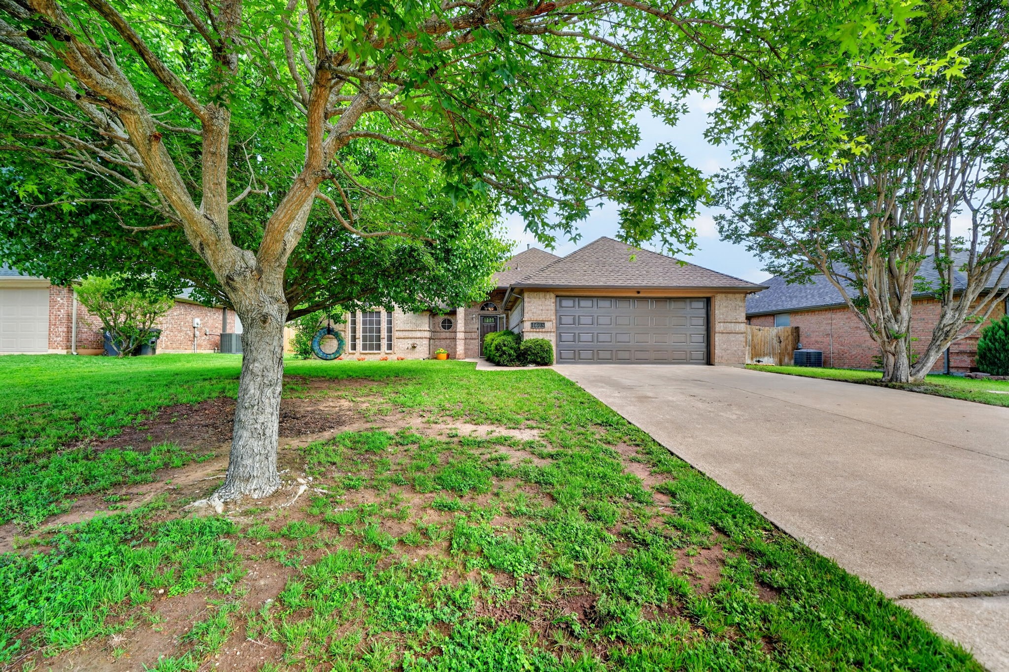 1608 Shelley Lane Cleburne TX 76033