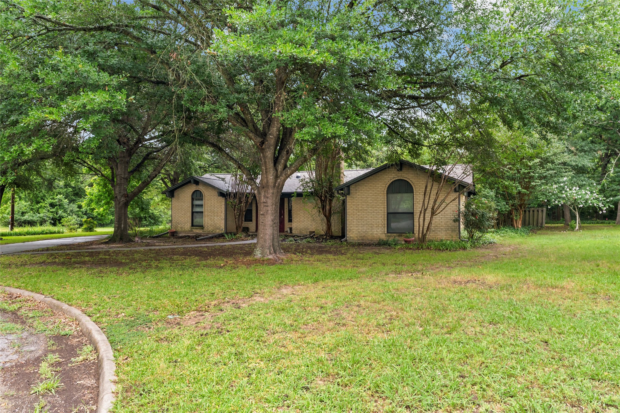 2823 Laurel Lane Commerce TX 75428