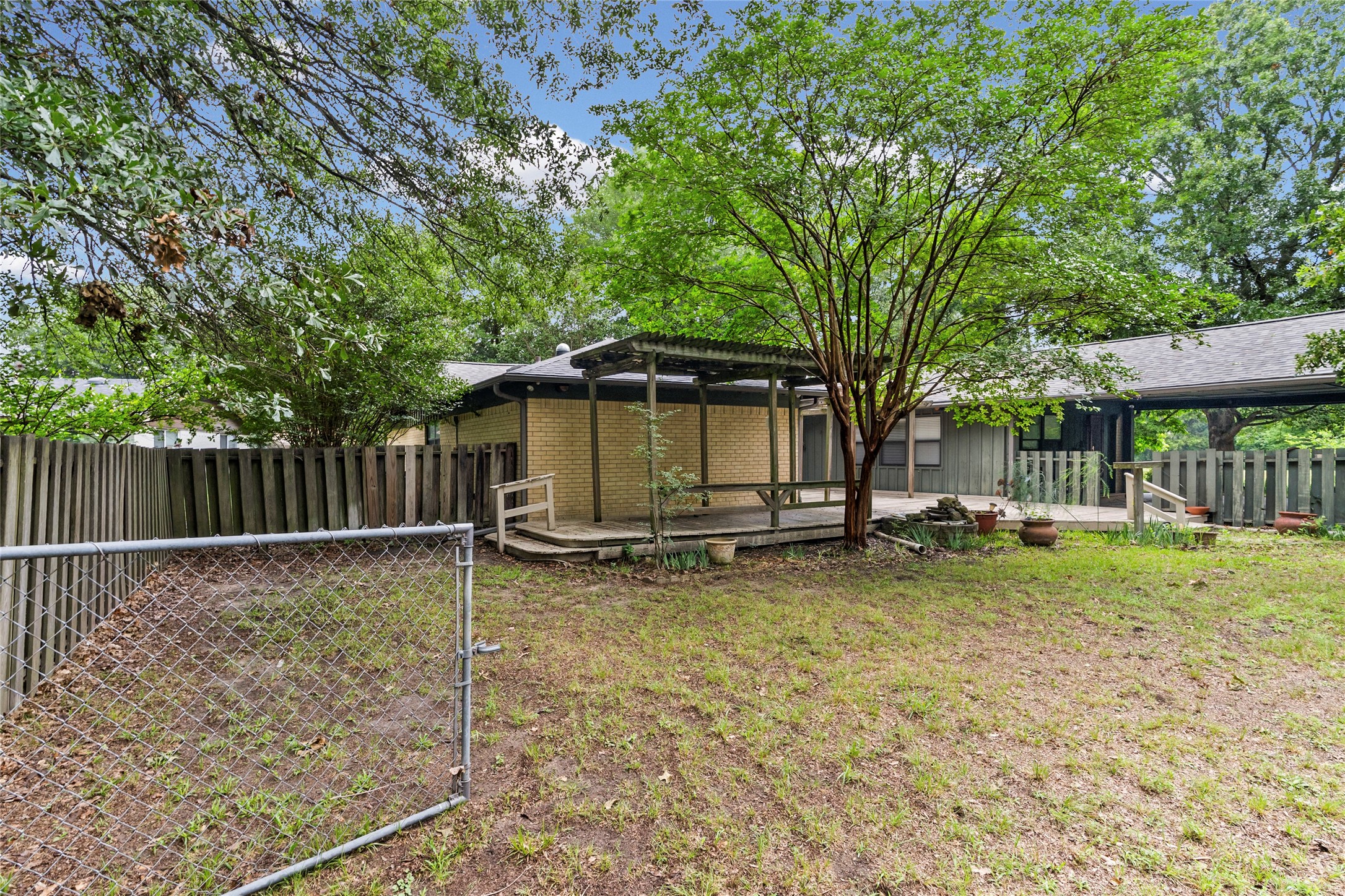 2823 Laurel Lane Commerce TX 75428