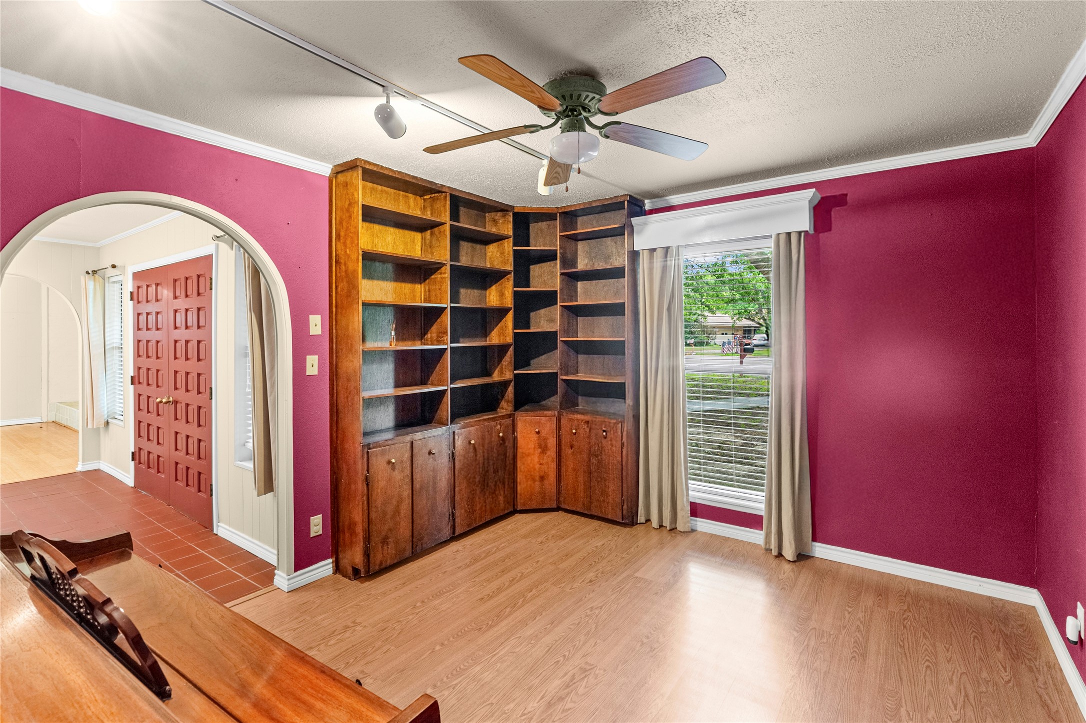 2823 Laurel Lane Commerce TX 75428